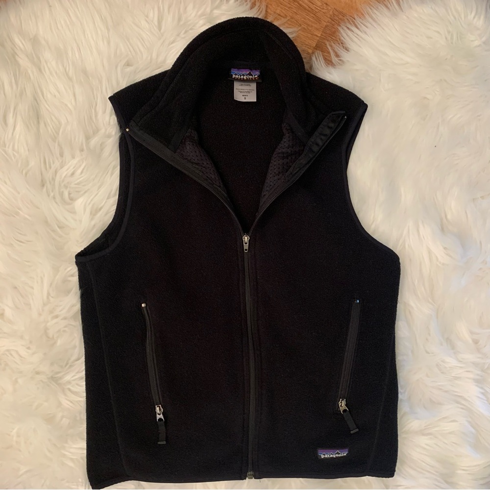 Patagonia Men’s Synchilla Vest Black Sz Small Style 25183 F7 Unisex